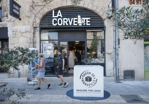 Boutique vieux port Magasin savon de Marseille - La Corvette Vieux Port