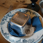 Boite a savon anti-rouille pour cube de savon de marseille 300g